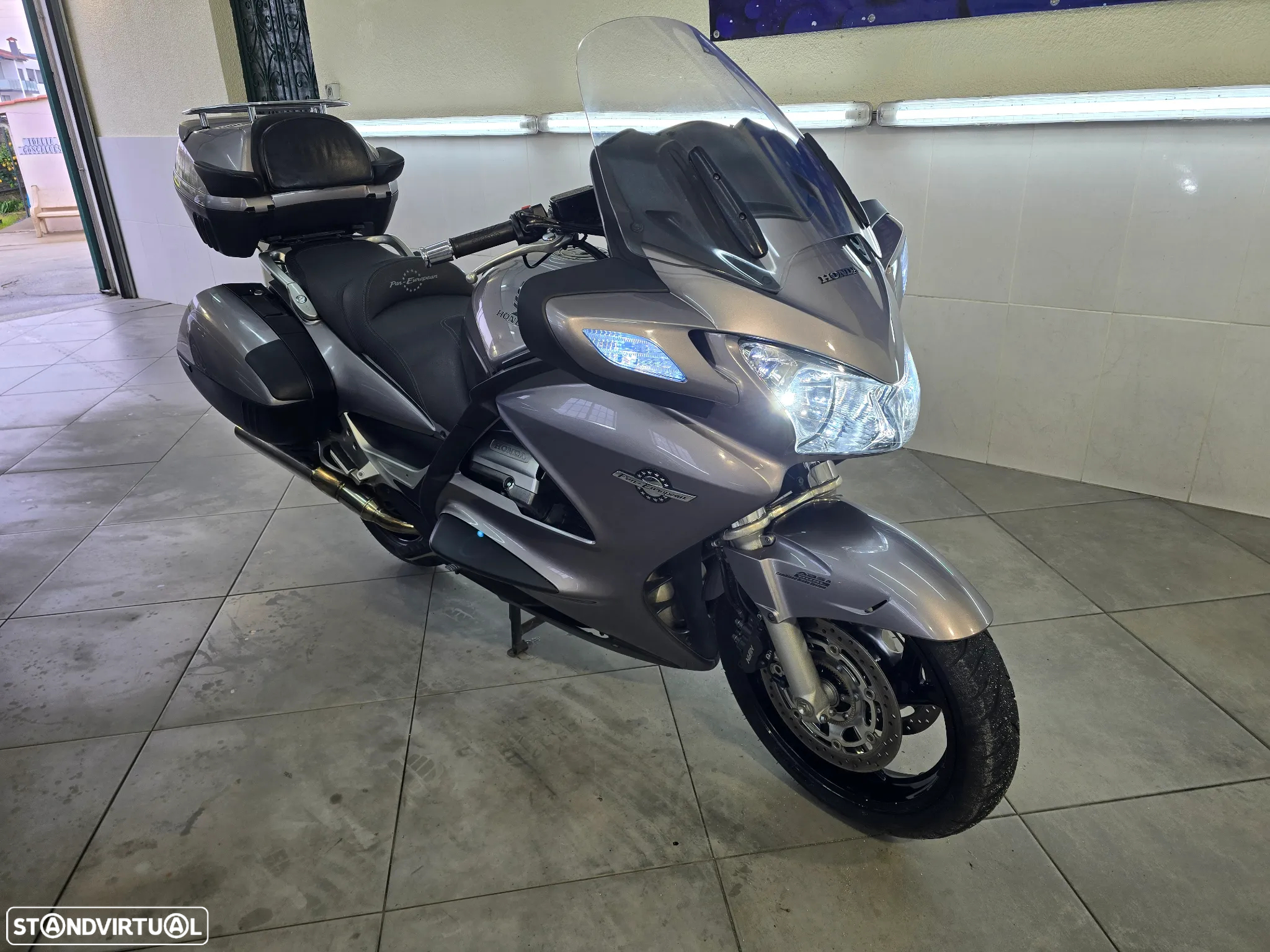 Honda Pan European ABS - 9