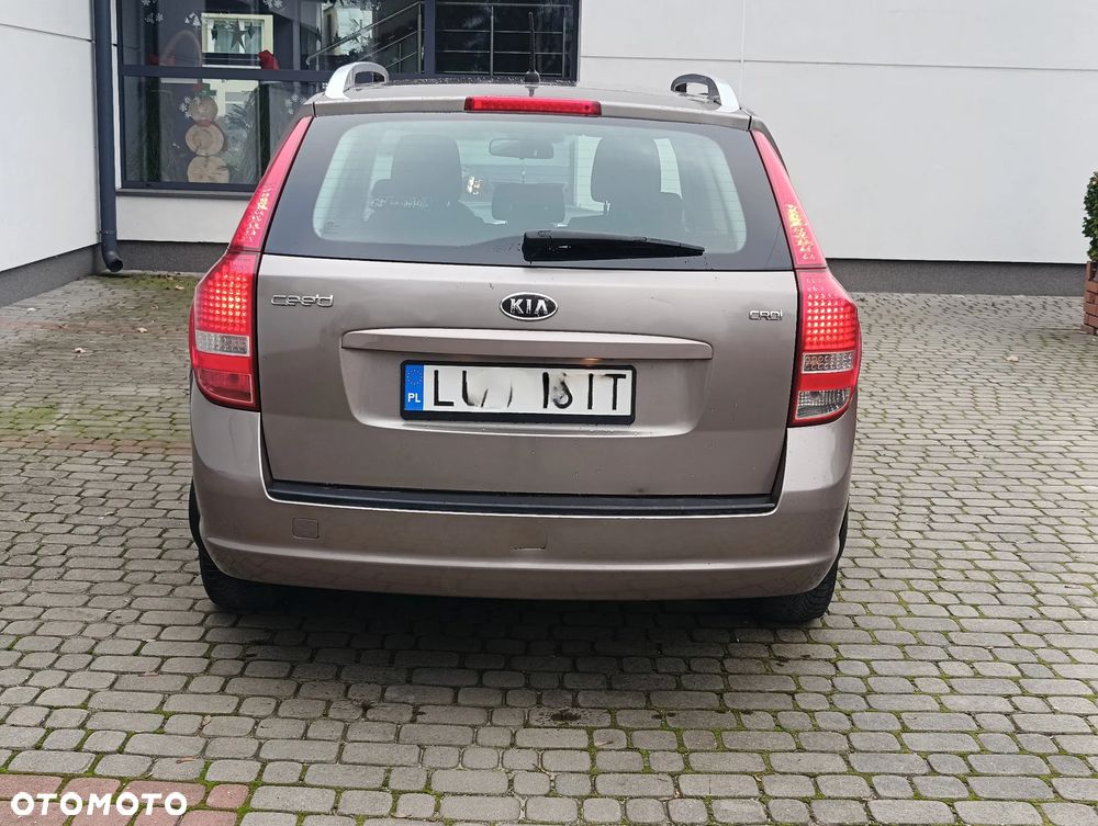 Kia Ceed 1.6 Crdi Comfort - 4