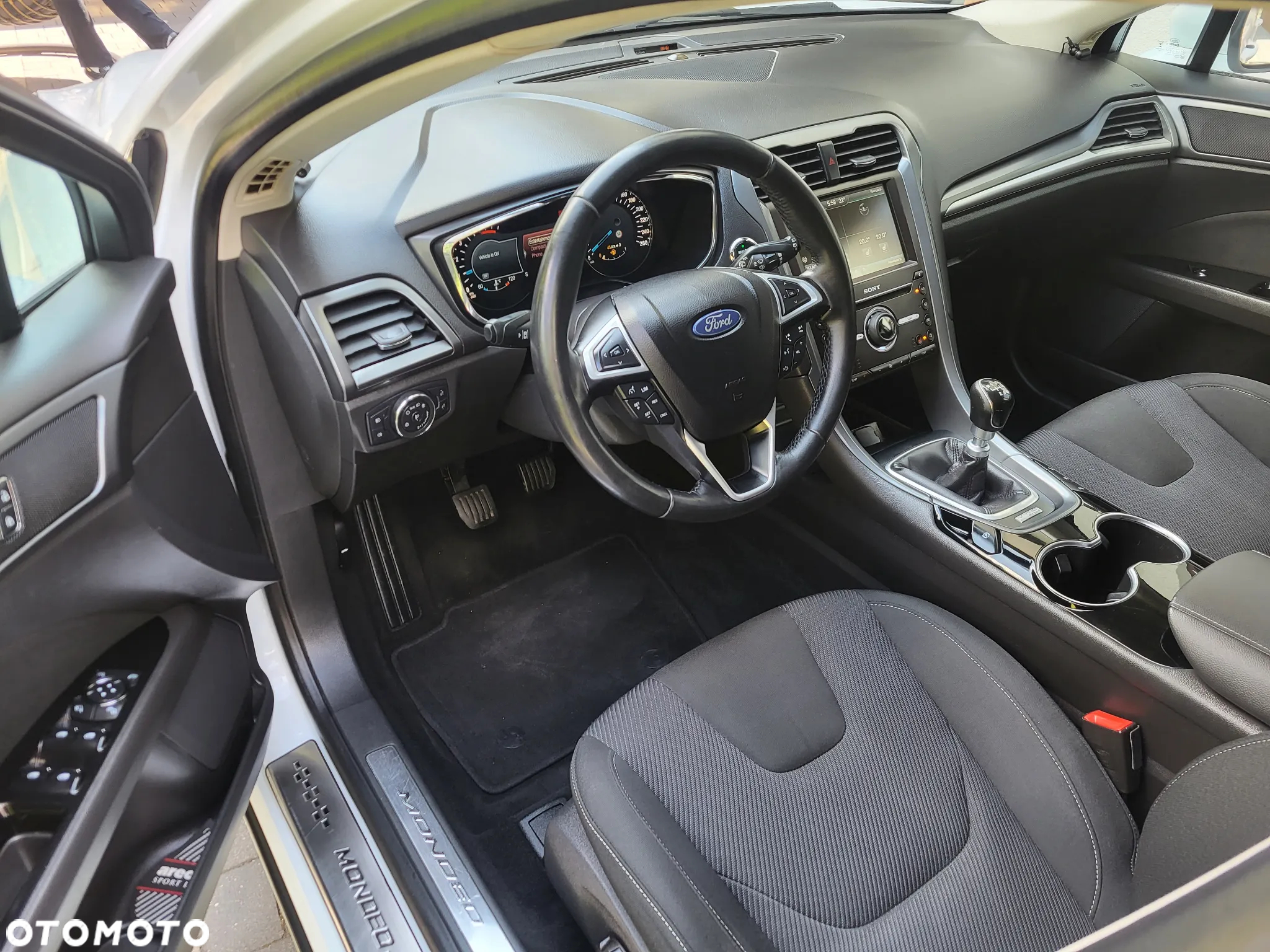 Ford Mondeo Turnier 2.0 TDCi Titanium - 12
