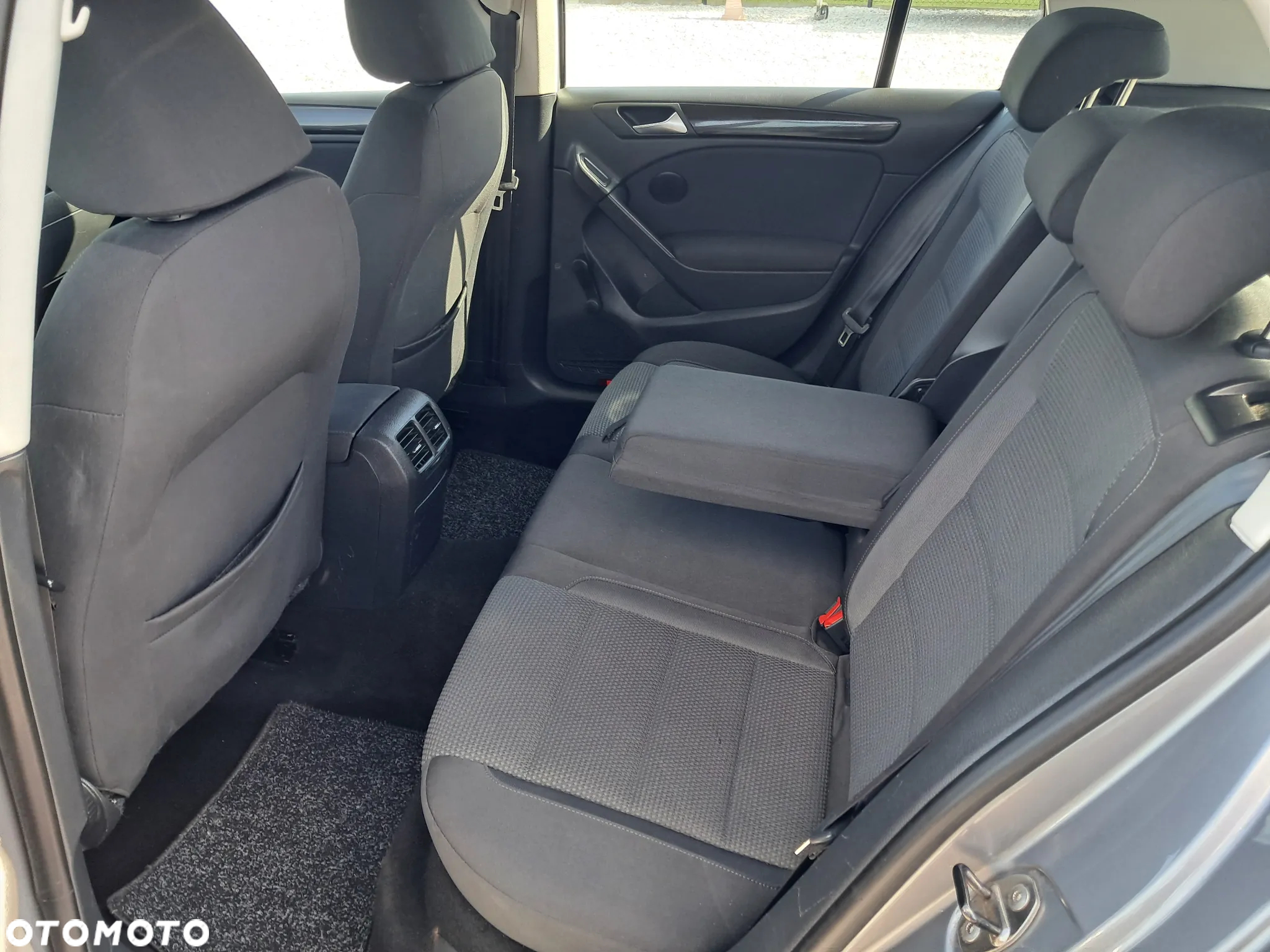 Volkswagen Golf 1.6 Comfortline - 10