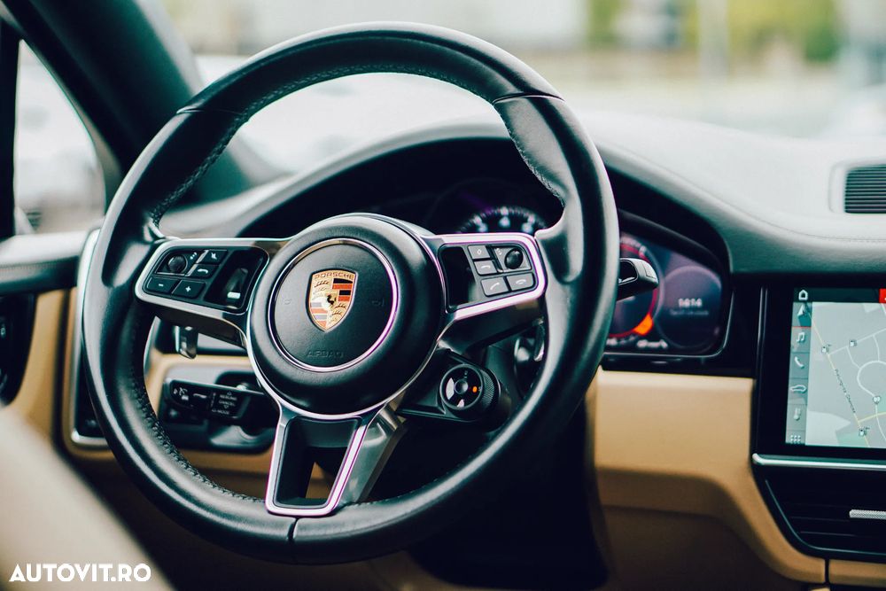 Porsche Cayenne Coupe S - 4