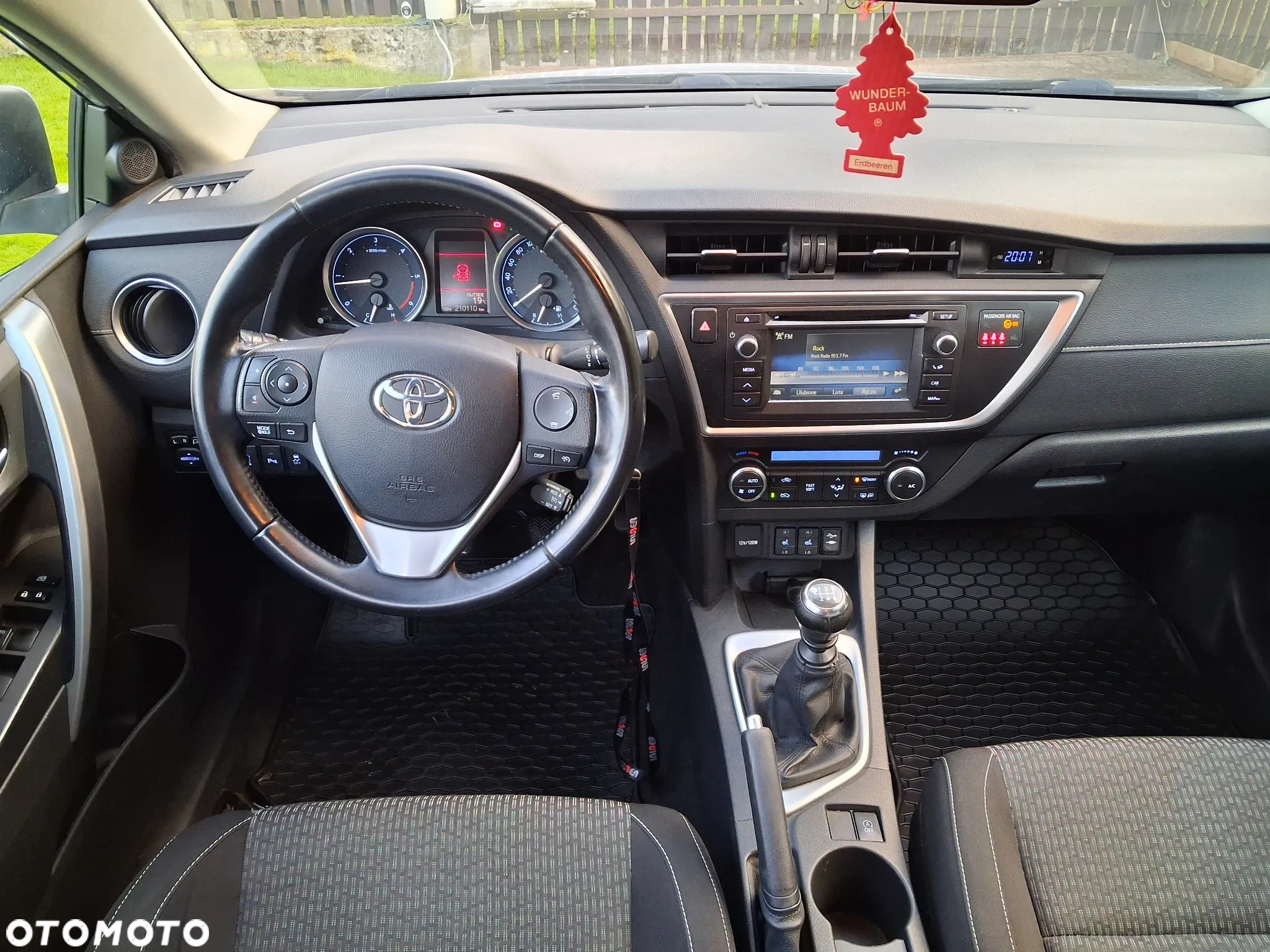 Toyota Auris 2.0 D-4D Edition - 9