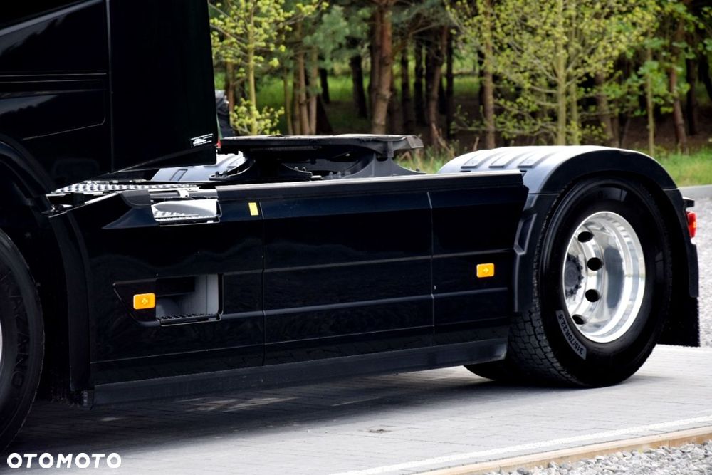 Volvo FH 500 Globetrotter XL Standard Euro6 - 11