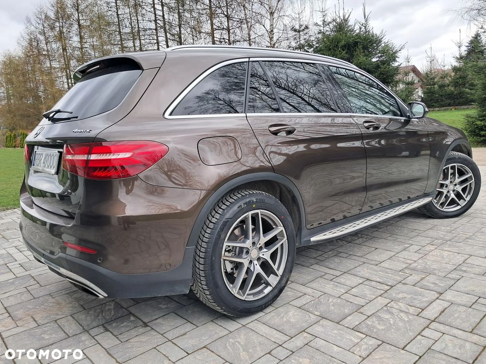 Mercedes-Benz GLC 250 4Matic 9G-TRONIC AMG Line - 7