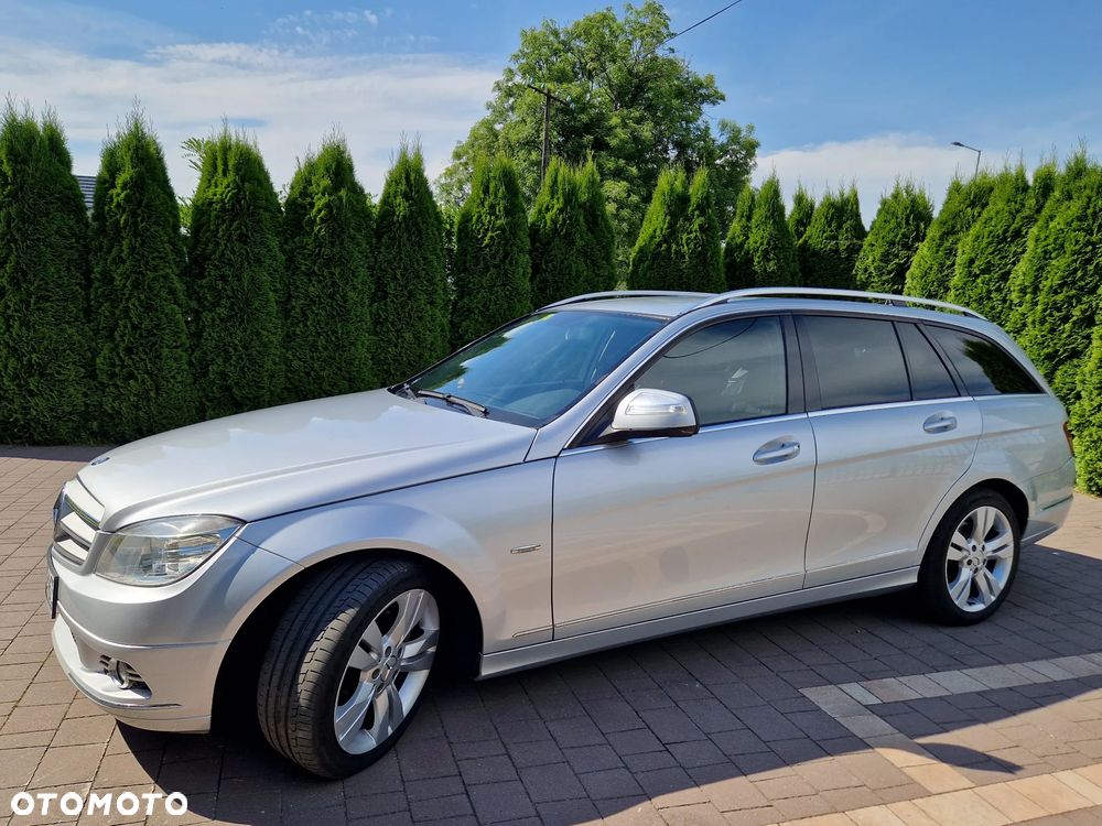 Mercedes-Benz Klasa C 220 CDI DPF Avantgarde - 2