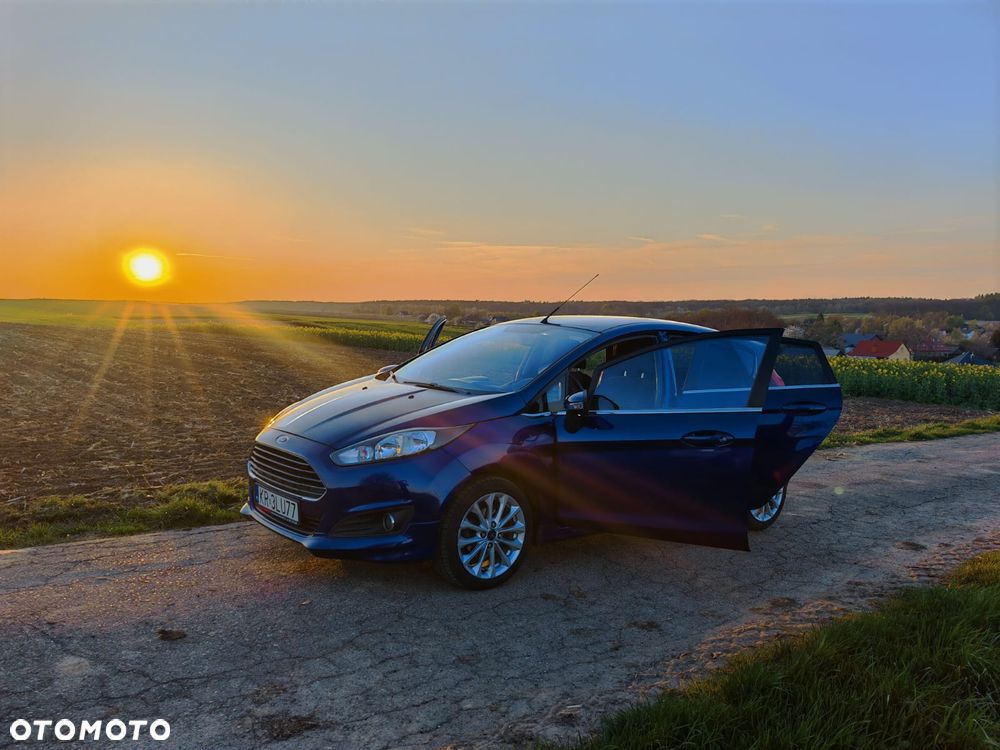 Ford Fiesta - 2