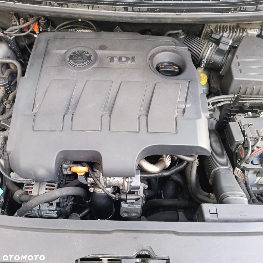 Skoda Roomster 1.6 TDI DPF Comfort - 12