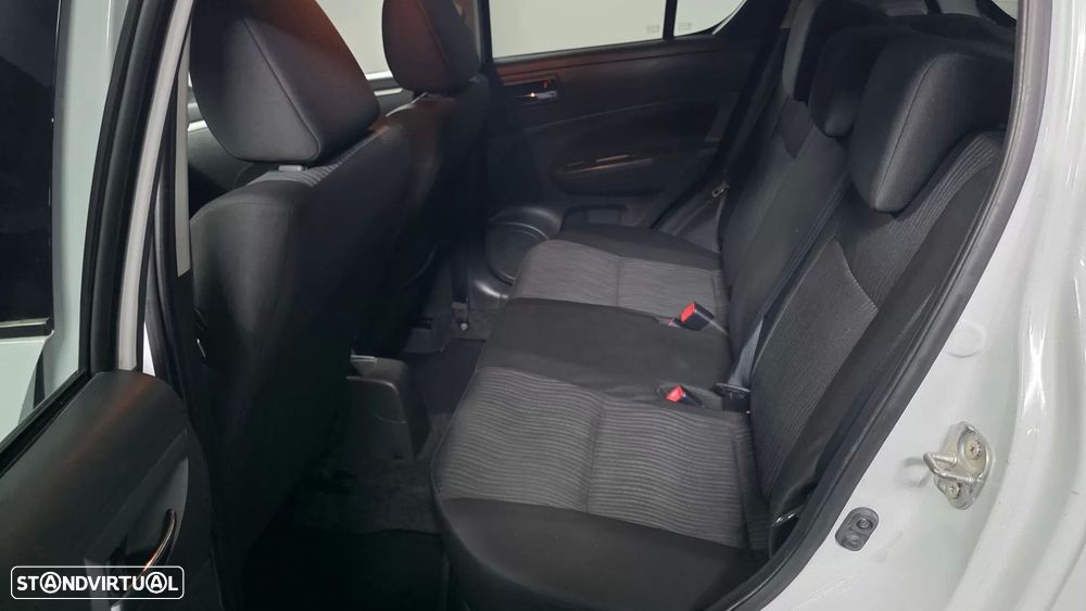 Suzuki Swift 1.2 VVT GLX - 13