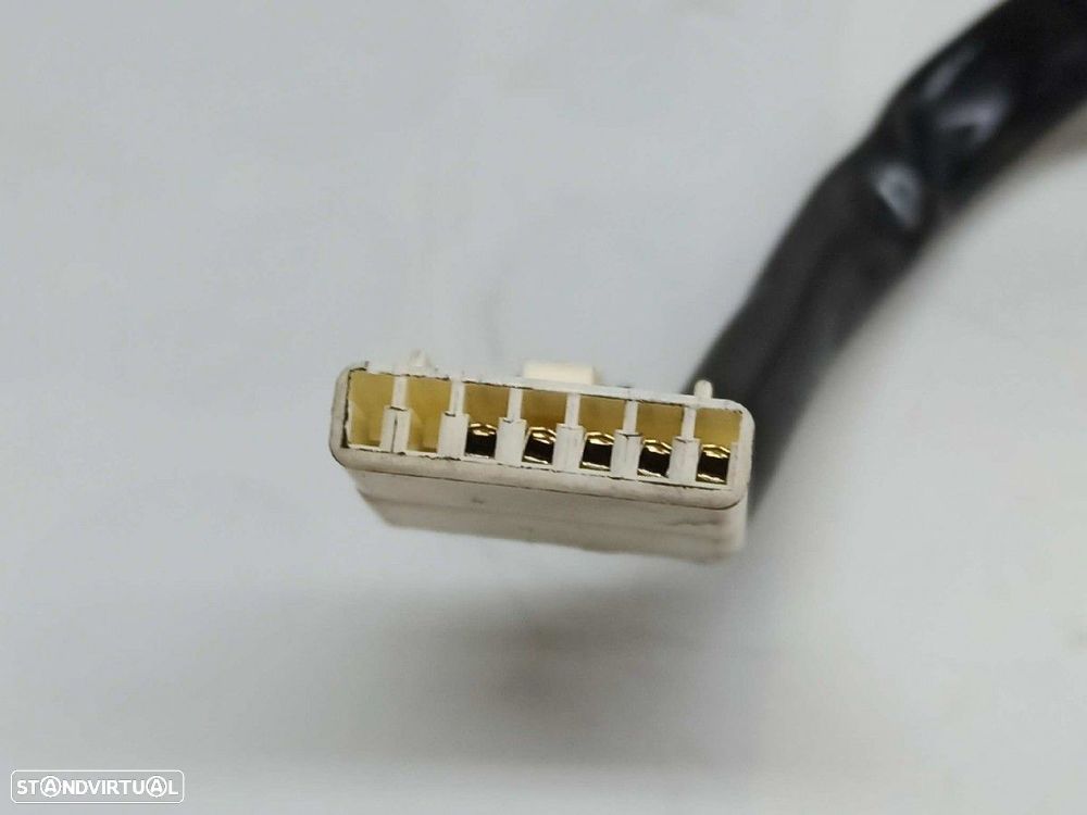 RETROVISOR ESQUERDO FIAT PUNTO BERLINA (188) 1.2 8V ACTIVE - 8