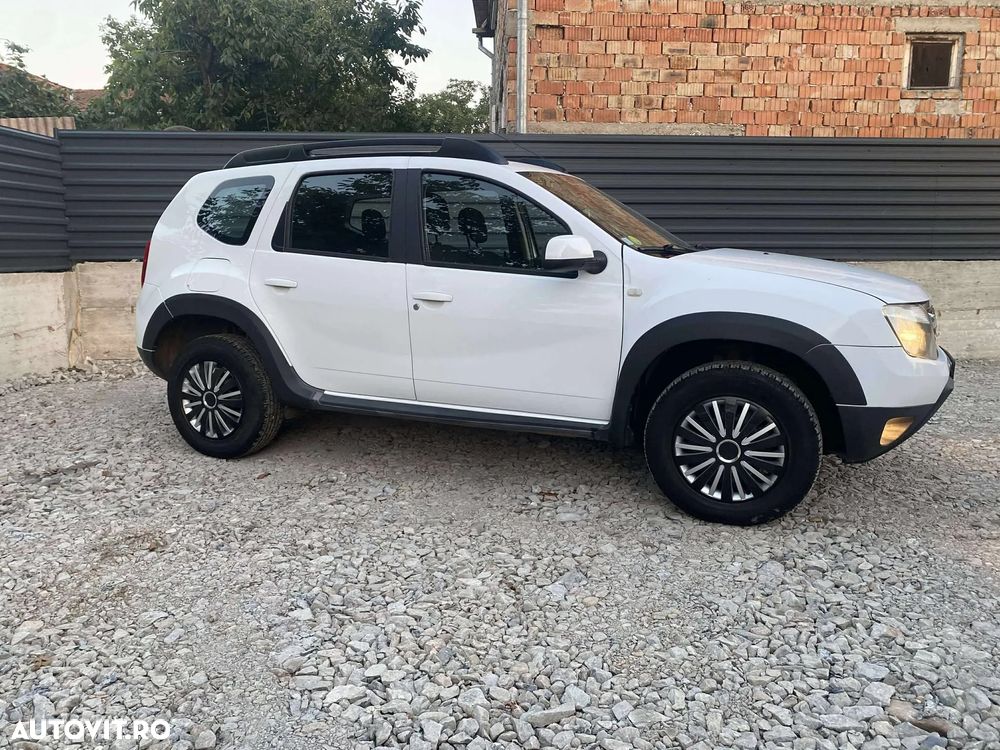 Dacia Duster 1.5 dCi 4x4 Laureate - 2