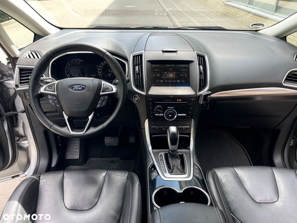 Ford S-Max - 25