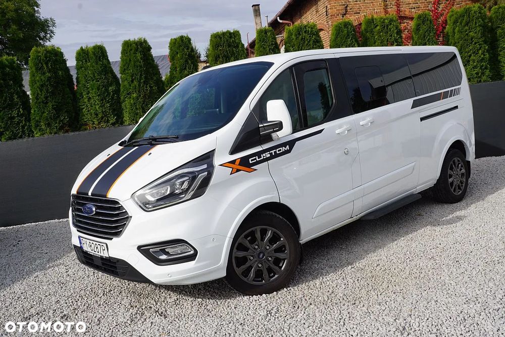Ford Tourneo Custom