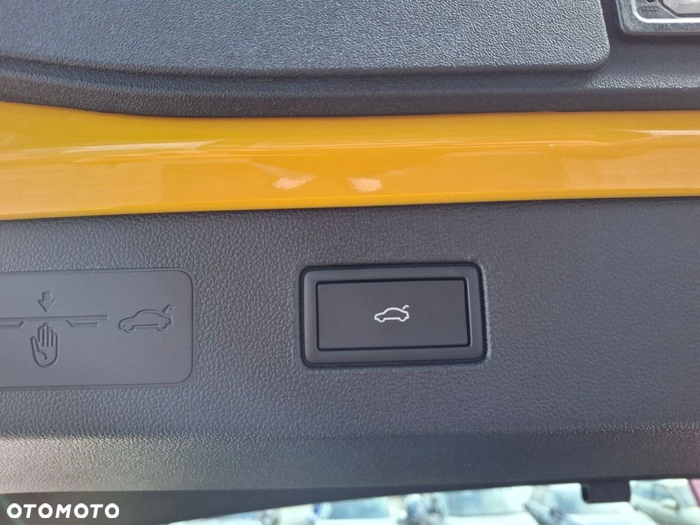 Volkswagen T-Roc 1.5 TSI R-Line DSG - 19