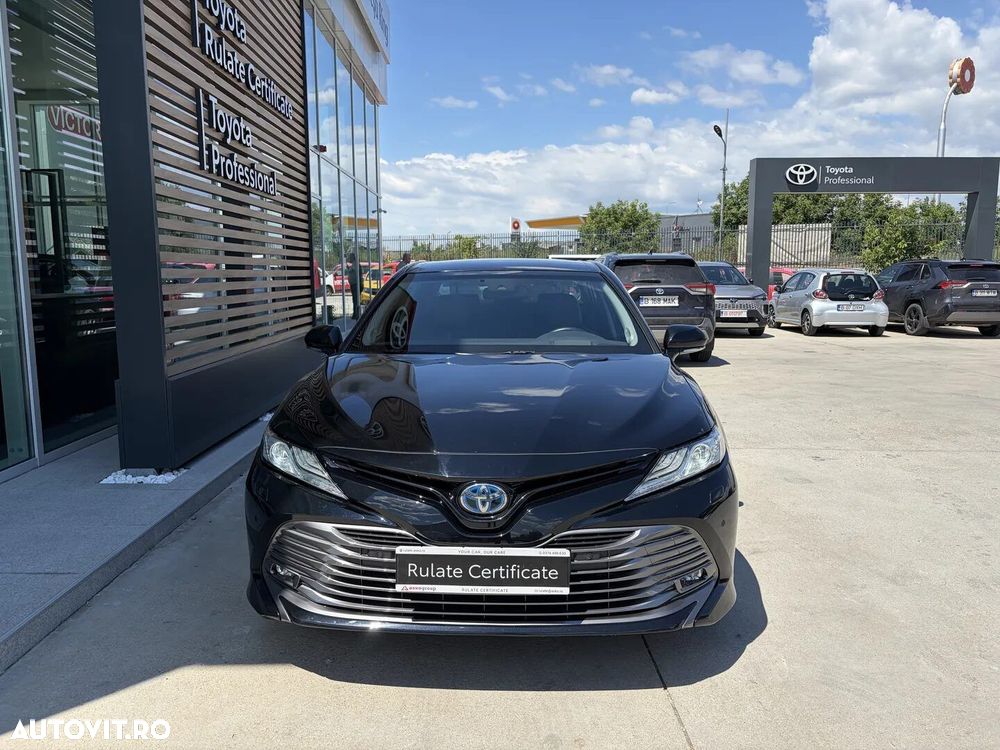 Toyota Camry - 8