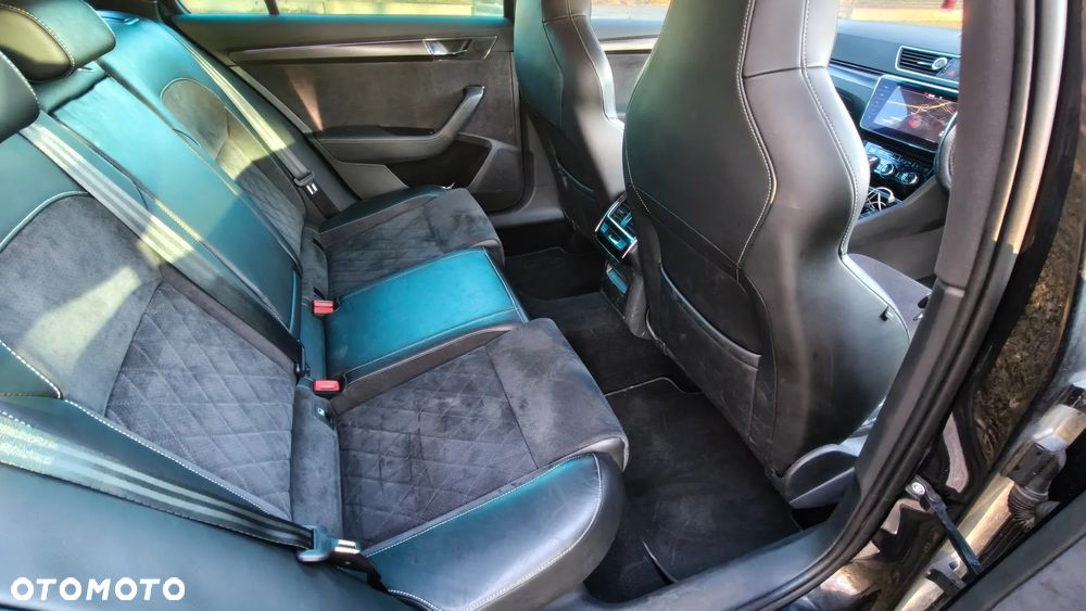 Skoda Superb 1.5 TSI ACT DSG Sportline - 13