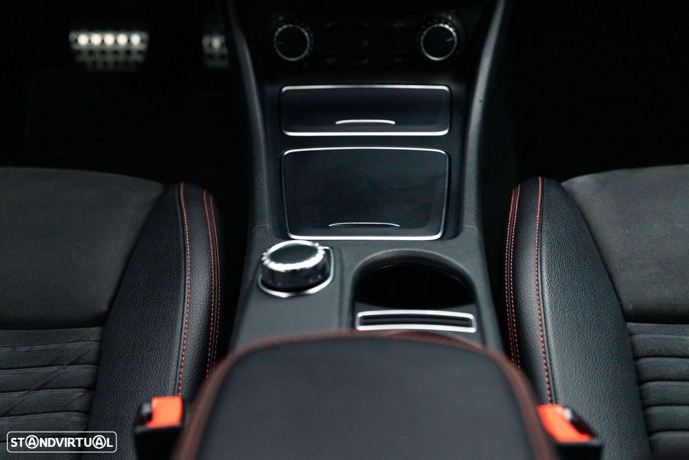 Mercedes-Benz A 220 d AMG Line Aut. - 38