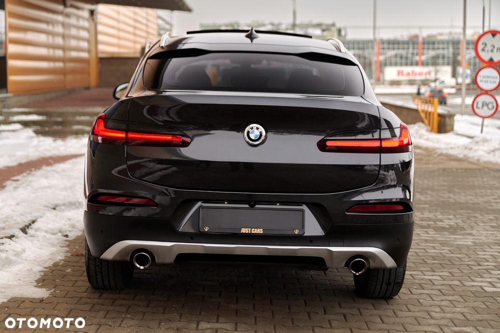 BMW X4 xDrive20i xLine sport - 11