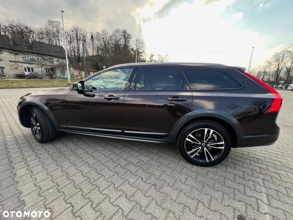 Volvo V90 Cross Country - 5