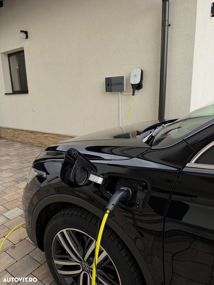 Volkswagen Tiguan - 14