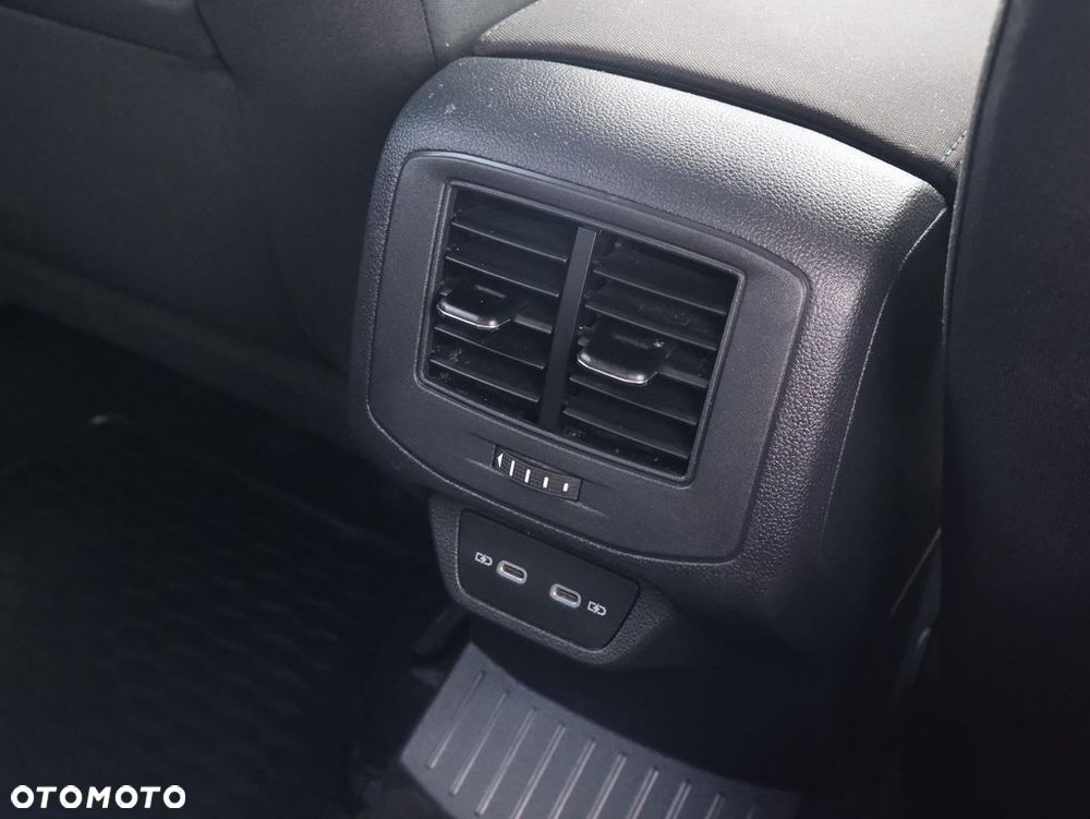 Volkswagen T-Roc 1.5 TSI GPF ACT Advance DSG - 40