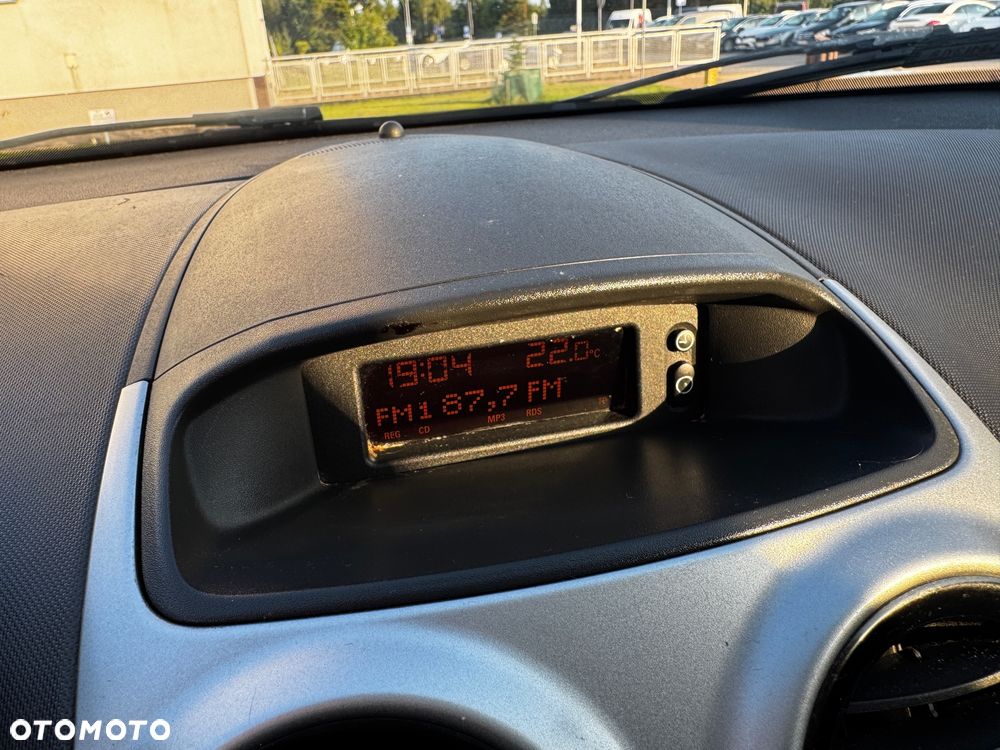 Opel Corsa 1.2 16V Essentia (klm) - 13