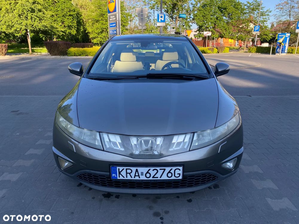 Honda Civic 1.8 Executive - 5