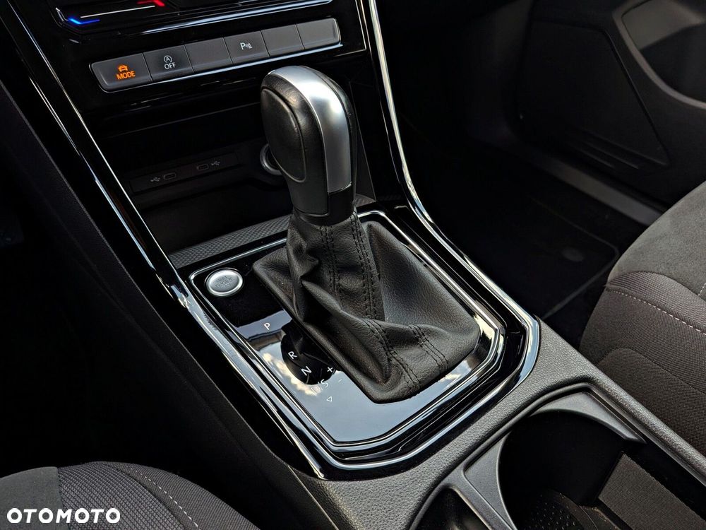 Volkswagen Touran 2.0 TDI BMT Highline DSG - 31