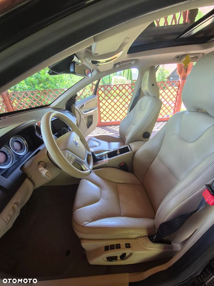 Volvo XC 60 D5 AWD Summum - 13