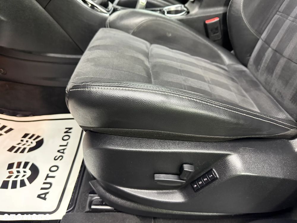 Ford Galaxy 2.0 TDCi Titanium - 13