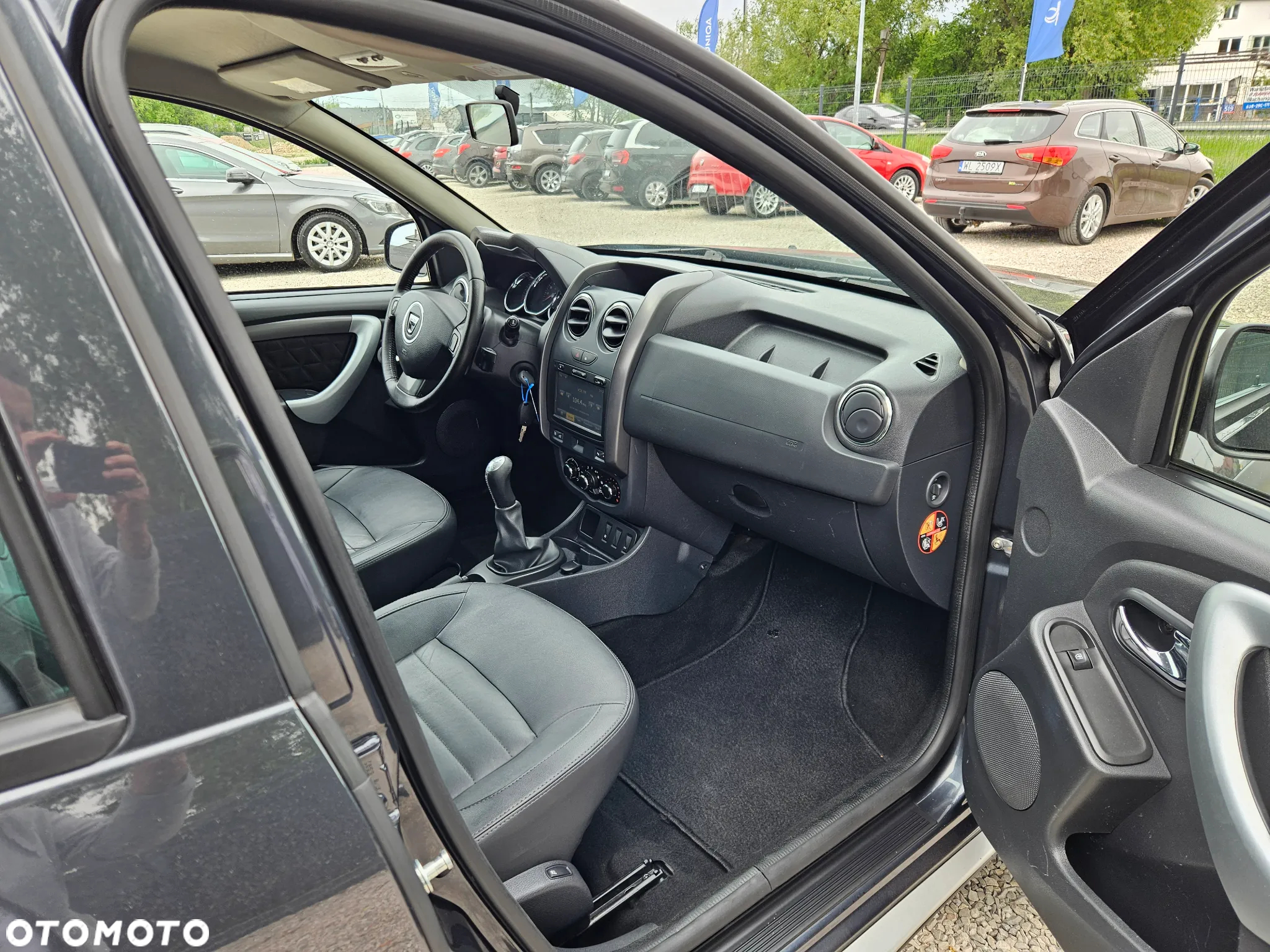 Dacia Duster 1.6 SCe Essential - 25