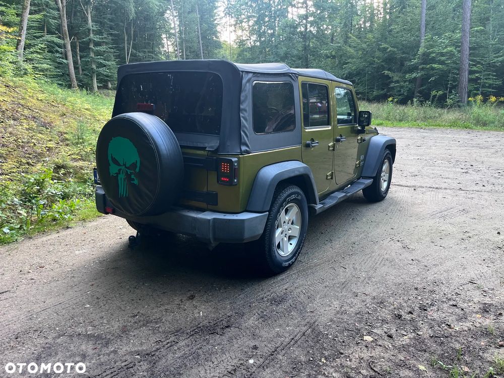 Jeep Wrangler Unlimited 3.8 Automatik Sahara - 4