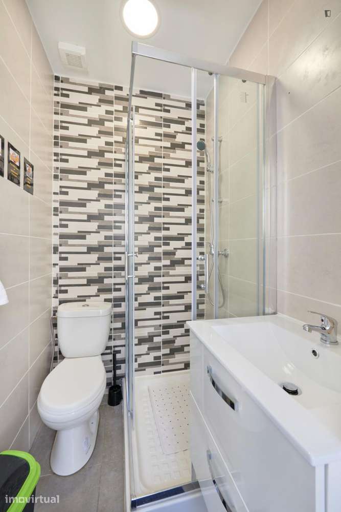 Quarto - localizado em Arroios Lisbon - Grande imagem: 3/32