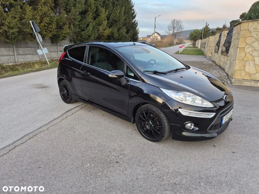 Ford Fiesta 1.25 Platinium X - 19