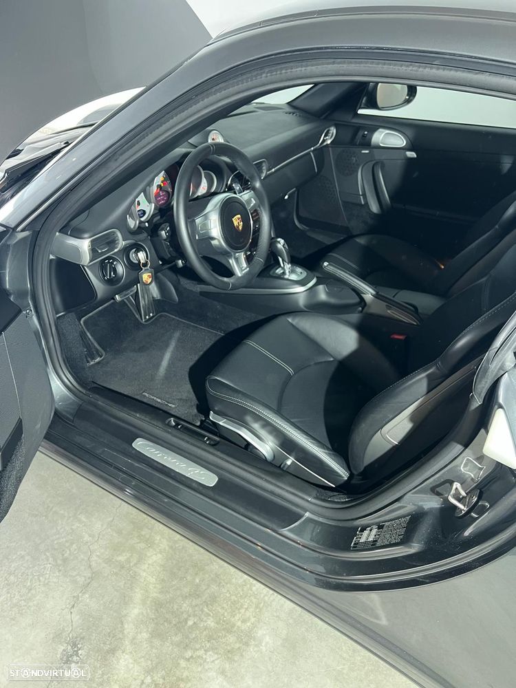 Porsche 911 (997) Carrera 4 S PDK - 13