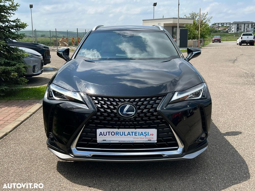 Lexus UX 250h Luxury Line - 9