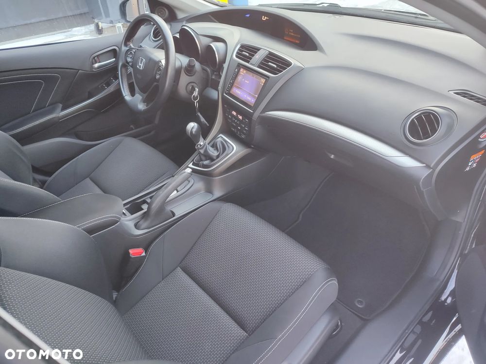 Honda Civic 1.6 i-DTEC Style Edition (Honda Connect+) - 15