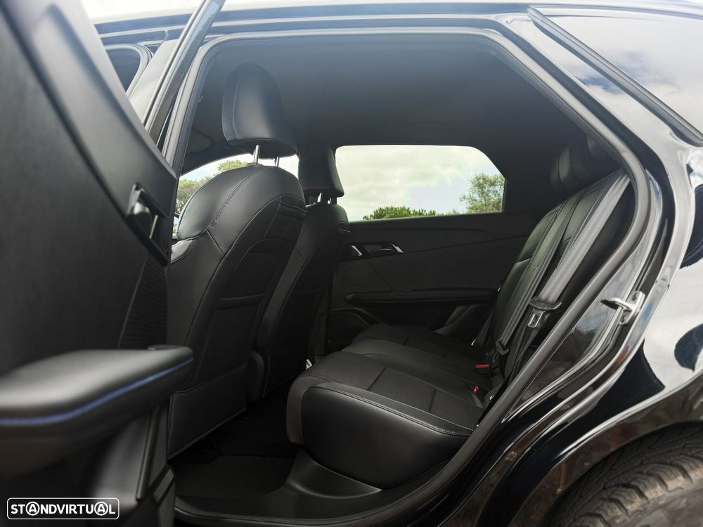 MG MG4 64 kWh Luxury - 10