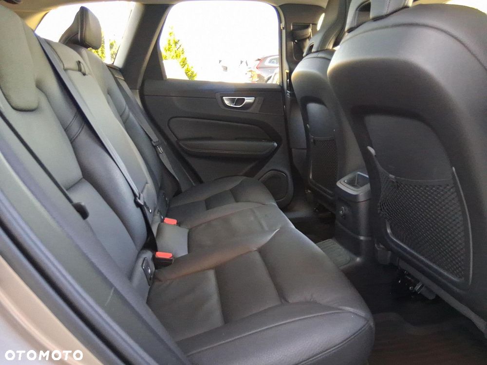 Volvo XC 60 - 13