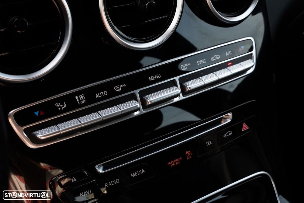 Mercedes-Benz GLC 250 d 4-Matic - 23