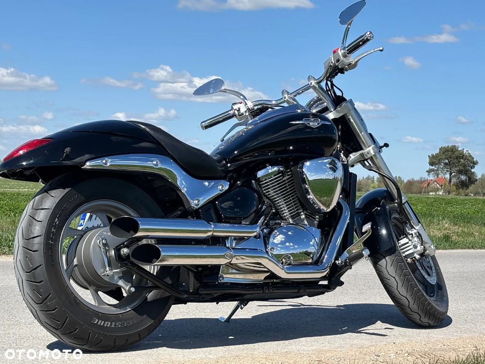 Suzuki Intruder - 4