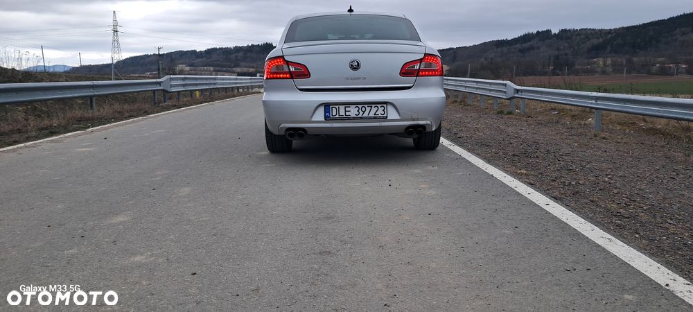 Skoda Superb 3.6 V6 4x4 DSG L&K - 6