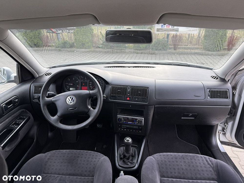 Volkswagen Golf 1.9 TDI Comfortline - 8