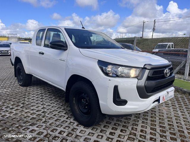 Toyota HILUX CLUB 4X4 150cv - 3
