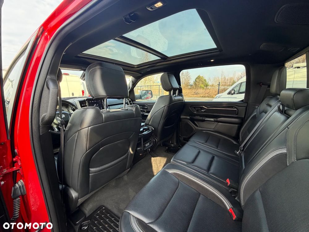 RAM 1500 Crew Cab Shortbed Laramie - 21