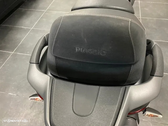Piaggio MP3 300ie LT ABS - 10