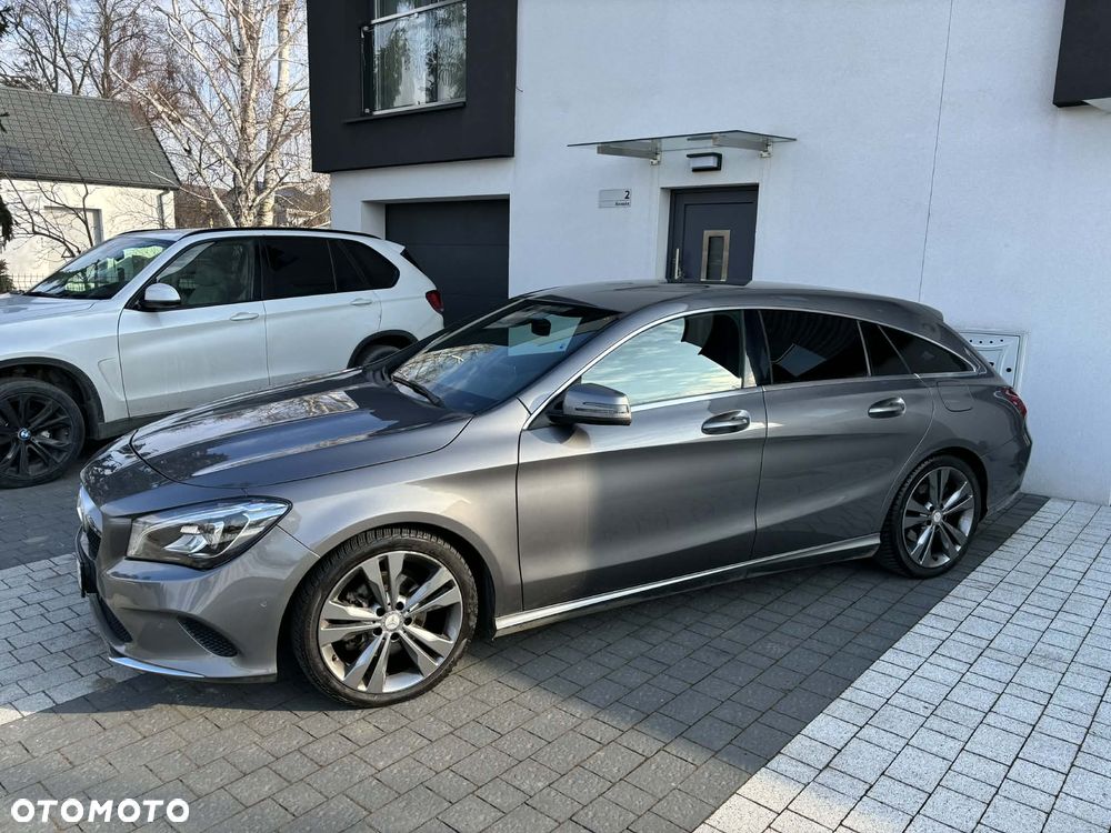 Mercedes-Benz CLA 180 Peak Edition - 13