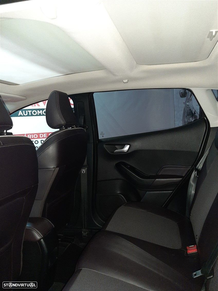 Ford Fiesta 1.5 TDCi Vignale - 27