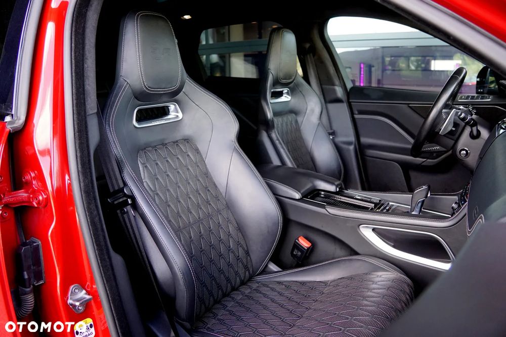 Jaguar F-Pace 5.0 V8 S/C AWD SVR - 23
