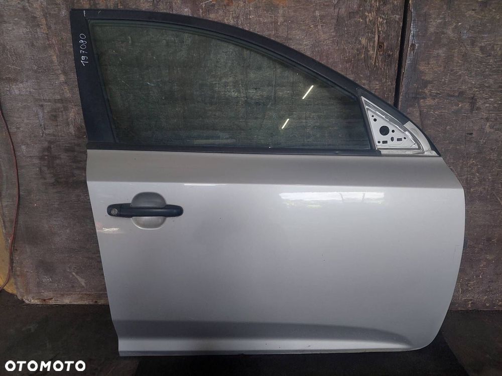 DRZWI KOMPLETNE PRAWY PRZÓD KIA CEED I 9S - 1