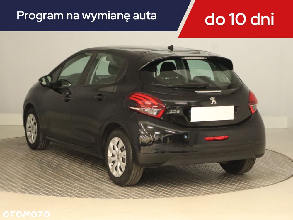 Peugeot 208 - 6